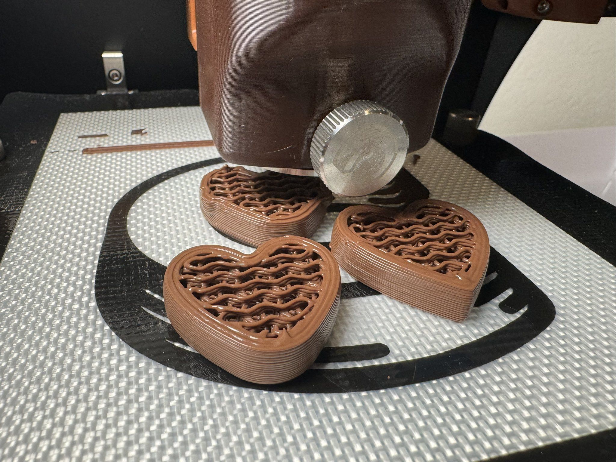 Gyroid pattern chocolate hearts by Karen Chau